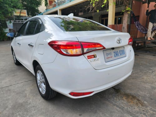 លក់​ VIOS ឆ្នាំ018  ម្ចាស់ទី១ មានរំលោះសុទ្ធរឺវ៉ៃដូរបានគ្រប់សារីគ្រប់ខេត្ត