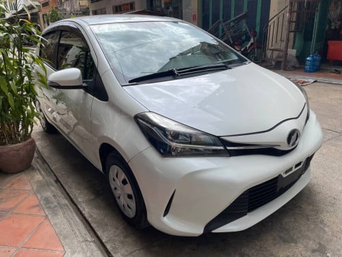ថ្មីណាស់ Vitz 2015 Top Full Smart Key (ឡានមូល 100%)