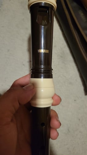 ខ្លុយម៉ាកYamaha របស់ជប៉ុនសុទ្ធនៅថ្មី99% ស្អាតនឹងមានការបូបស្រុីនYamaha