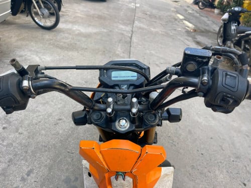 017 កាតគ្រីម្ចាស់ដើម