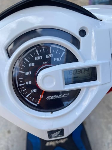 026 លក់ 1720$ មានកាតគ្រី