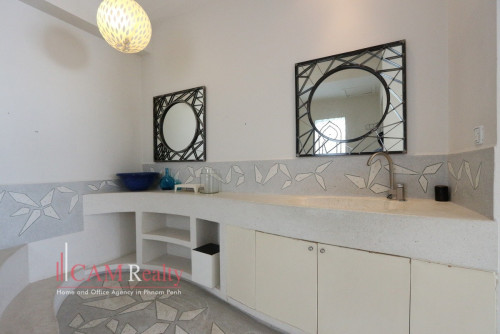 1 Bedroom Apartment For Rent in Sangkat Voat Phnum