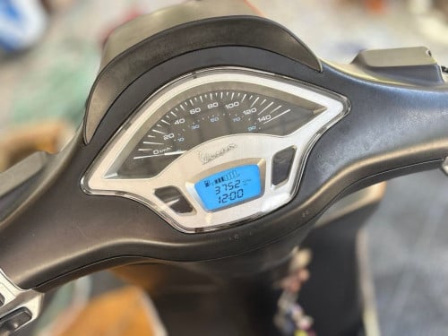 1000$ Vespa