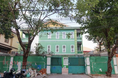 14 Bedrooms Commercial Building For Rent in Phnom Penh
