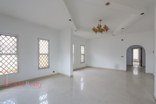 14 Bedrooms Commercial Building For Rent in Phnom Penh