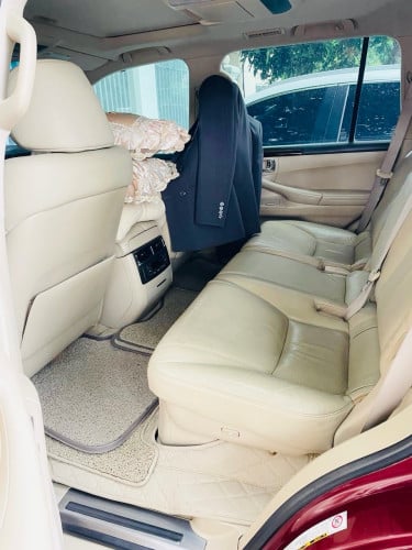 2011 LEXUS LX570 ម្ចាស់ដេីម ខ្លាញ់គោ ធានាឡានស្អាត
