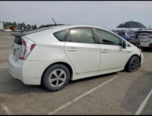 2014 toyota Prius option4 Deluxe sola