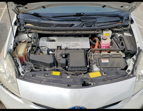 2014 toyota Prius option4 Deluxe sola