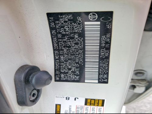 2014 toyota Prius option4 Deluxe sola