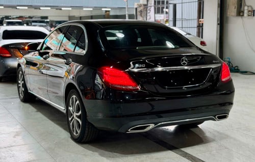 2015 Mercedes-Benz C300