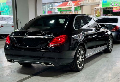 2015 Mercedes-Benz C300