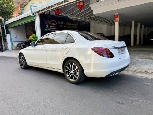 2015 Mercedes Benz C300 4Matic