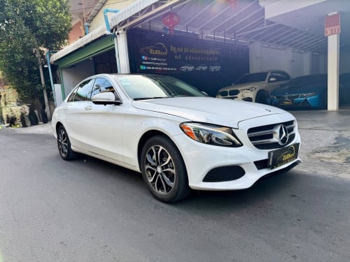 2015 Mercedes Benz C300 4Matic