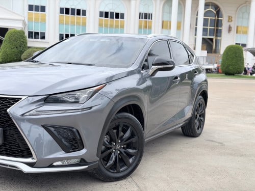 2015 up 2018 Lexus NX200t F-Sport ក្នុងក្រហម គុជ ៤