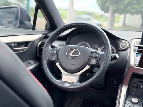2015 up 2018 Lexus NX200t F-Sport ក្នុងក្រហម គុជ ៤