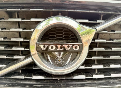 2020 Volvo XC40 R.design full ម្ចាស់ដើមទិញថ្មីខ្លាញ់គោ(70000$)