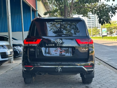 2022 VX.R TWIN TURBO Full Options អារ៉ាប់