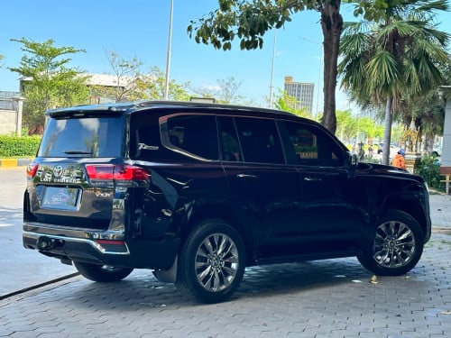 2022 VX.R TWIN TURBO Full Options អារ៉ាប់