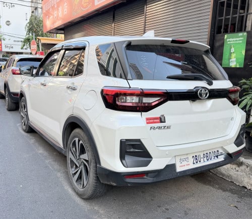 2023Toyota Raizeអត់ប៉ះអត់បុក នៅស្គតមួយជុំ សោរ2គ្រាប់ ម្ចាស់ដើមអ្នកធ្វើការធនាគា(free កាត់ឈ្មោះជូន)