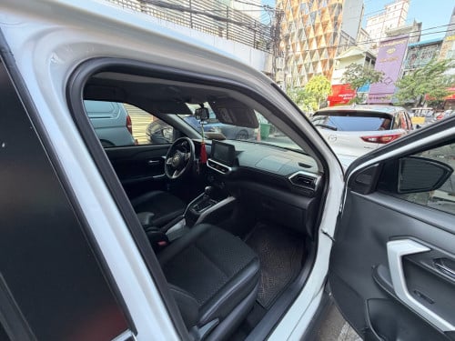 2023Toyota Raizeអត់ប៉ះអត់បុក នៅស្គតមួយជុំ សោរ2គ្រាប់ ម្ចាស់ដើមអ្នកធ្វើការធនាគា(free កាត់ឈ្មោះជូន)