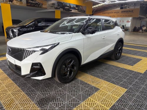 2026 GAC-GS3, dual power seats, power tailgate, with English system. Only $1XXXX