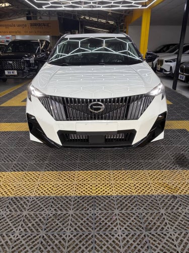 2026 GAC-GS3, dual power seats, power tailgate, with English system. Only $1XXXX
