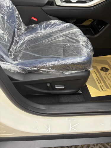 2026 GAC-GS3, dual power seats, power tailgate, with English system. Only $1XXXX