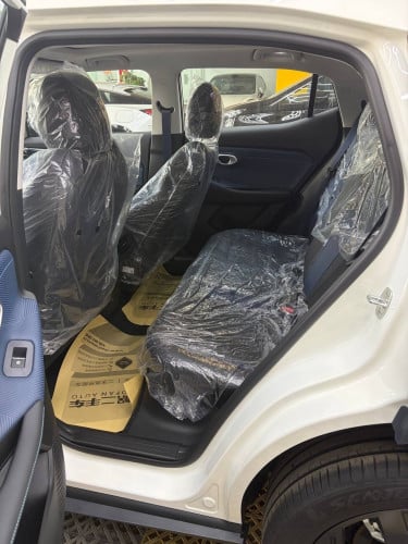 2026 GAC-GS3, dual power seats, power tailgate, with English system. Only $1XXXX