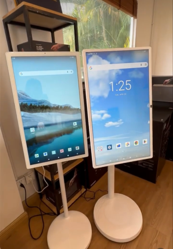 27" Smart Tablets Tv