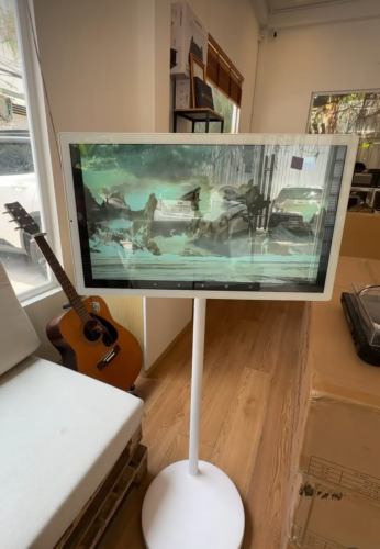27" Smart Tablets Tv