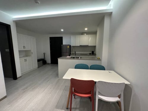2Bedroom Condo for Rent | St 60m