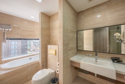3 bed for rent $3,500 size 180sqm