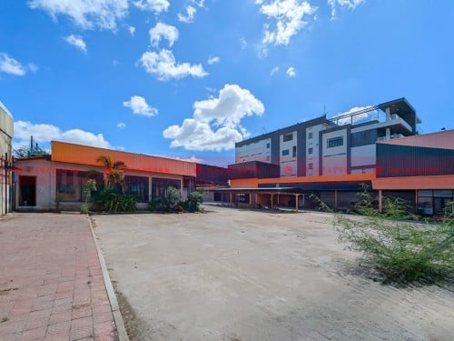 3000 SQM Land With Automotive & Retail Complex For Lease In Sen Sok