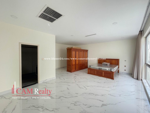 4 BR Jasmina Villa For Rent In Borey Peng Huoth The Star Natural Street 371