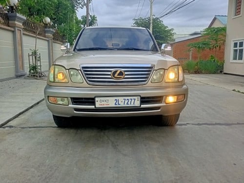 470ឆ្នាំ2000ម្ចាសដេីមលក់ដូសារី11000$ចរចារ