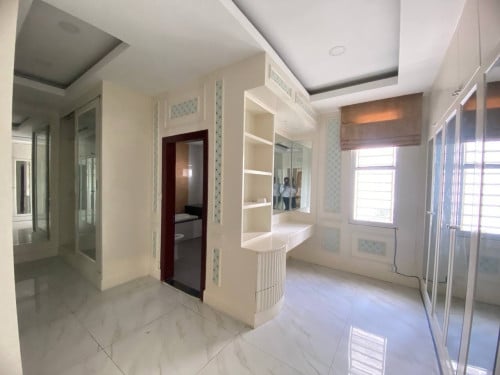 5+2 Bedroom Villa for Rent in Borey Hi-Tech NR1