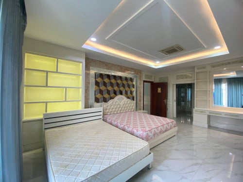 5+2 Bedroom Villa for Rent in Borey Hi-Tech NR1