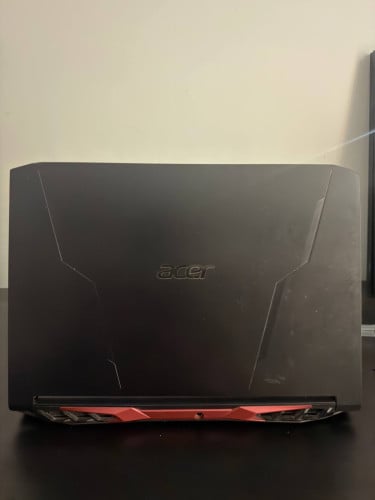 Acer Nitro 5  AMD ryzen 7 តម្លៃ 290$