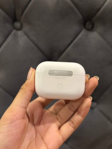 Airpod pro 2nd gen with magsafe charge usbC