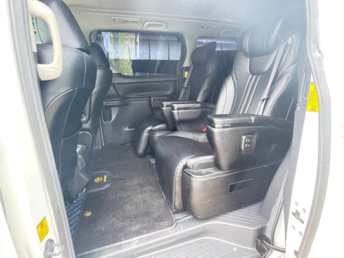 Alphard 2013 កៅអី VIP