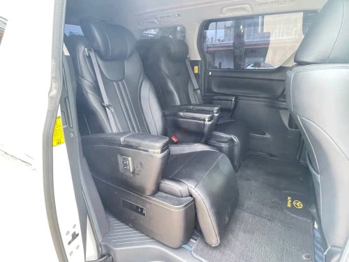 Alphard 2013 កៅអី VIP