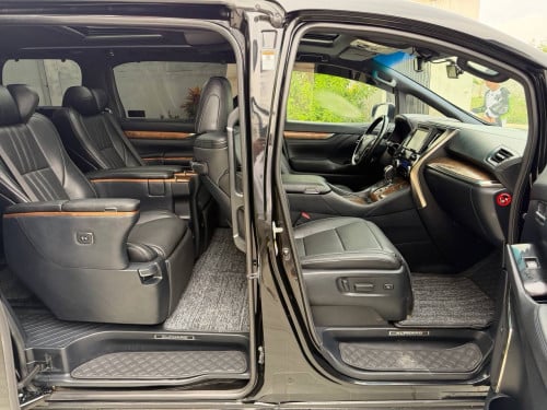 Alphard 2017 ឆ្វេងសុីន រ៉ុស្សុី