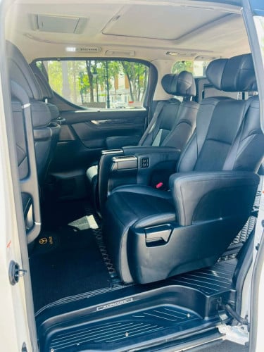 Alphard 2020 V4 សាំងសុទ្ធ (លក់ប្រញ៉ាប់)