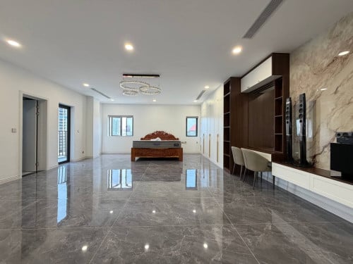 Apartment Building for Sale in Phsar Daeum Thkov Area