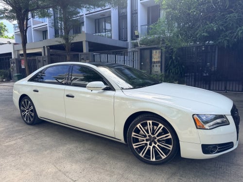 AUDI A8L តួវែង2013 V6សាំង ដំបូលបើក 2តង់ កៅអីម៉ាស្សា Full option VIP