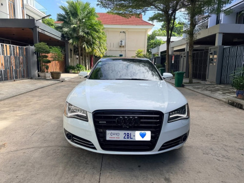 AUDI A8L តួវែង2013 V6សាំង ដំបូលបើក 2តង់ កៅអីម៉ាស្សា Full option VIP