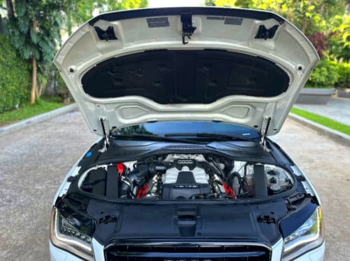 AUDI A8L តួវែង2013 V6សាំង ដំបូលបើក 2តង់ កៅអីម៉ាស្សា Full option VIP
