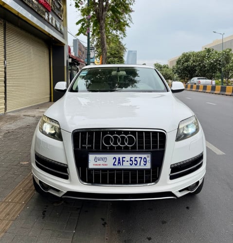 Audi Q7 011 ម៉ាស៊ូត នៅថ្មីខ្លាំងសុំណុំសុីន ក្នុងលឿង✅