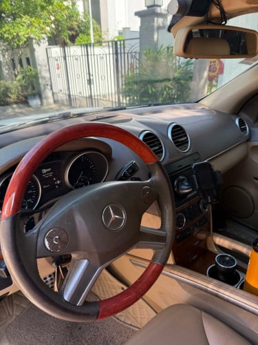Benz GL320 2010