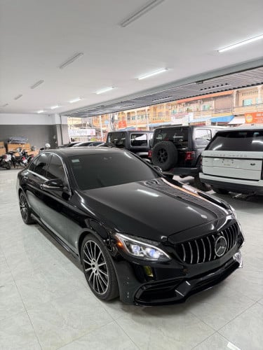C300 AMG Line គុជ2